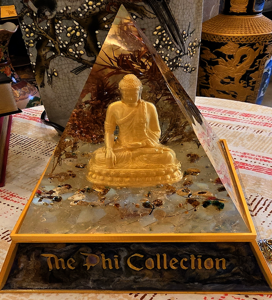 Pyramid  Lamp (Golden Buddha 1)